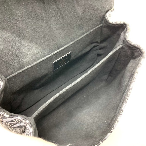 Louis Vuitton Jacquard Pochette Metis MM Shoulder Bag - Picture 6 of 8